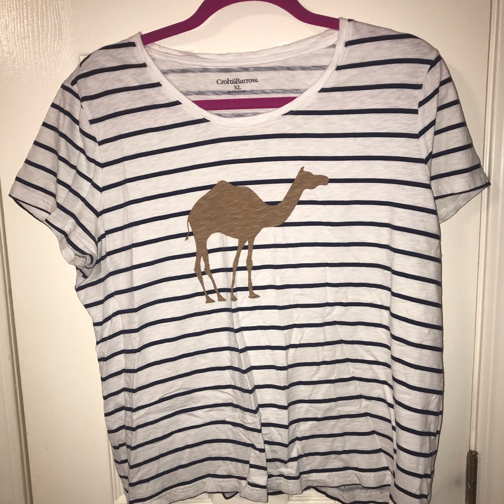 Camel t-shirt